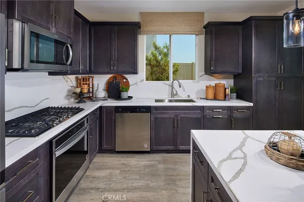 $808,610 | 30963 Campania Road, Highland, CA 92346