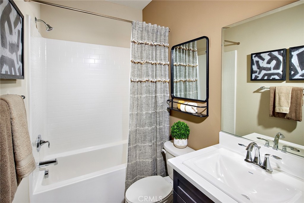 30963 Campania Road Highland, CA 92346 - Photo 10 of 20