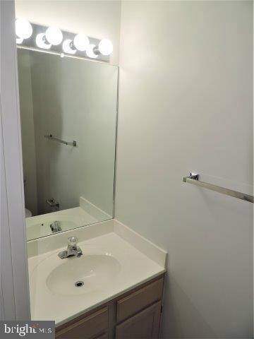 718 Anchor Chain Road, Unit 10B Ocean City, MD 21842 - Photo 12 of 27 Half Bath (A)
