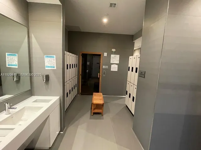 $3,000 | 6453 Northwest 102nd Path, Unit 305, Doral, FL 33178