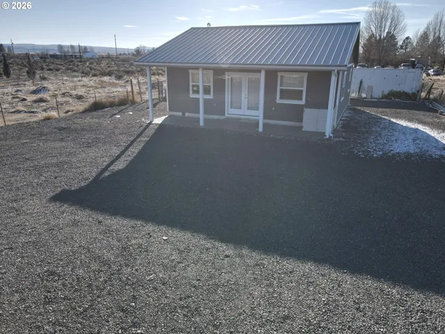 $220,000 | 58098 Maple Circle Road, Christmas Valley, OR 97641