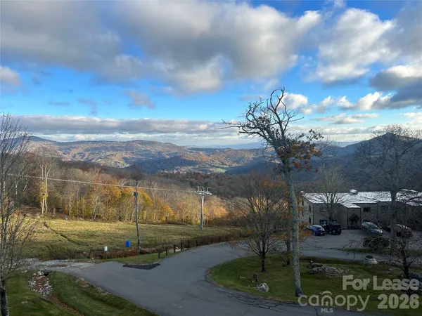 $1,600 | 106 Sugar Ski Drive, Unit 635, Sugar Mountain, NC 28604