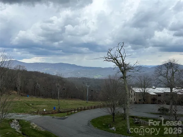 $1,600 | 106 Sugar Ski Drive, Unit 635, Sugar Mountain, NC 28604