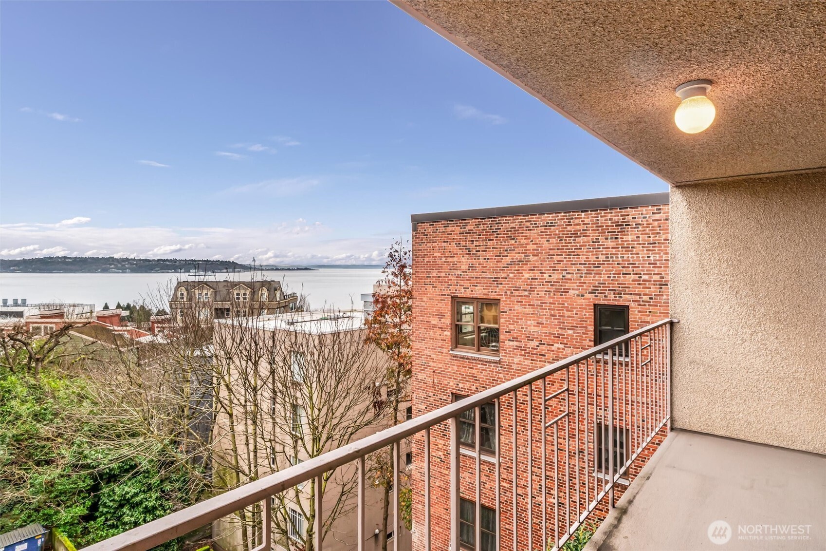 505 West Roy Street, Unit 304 Seattle, WA 98119 - Photo 27 of 33 a view of a balcony with city view