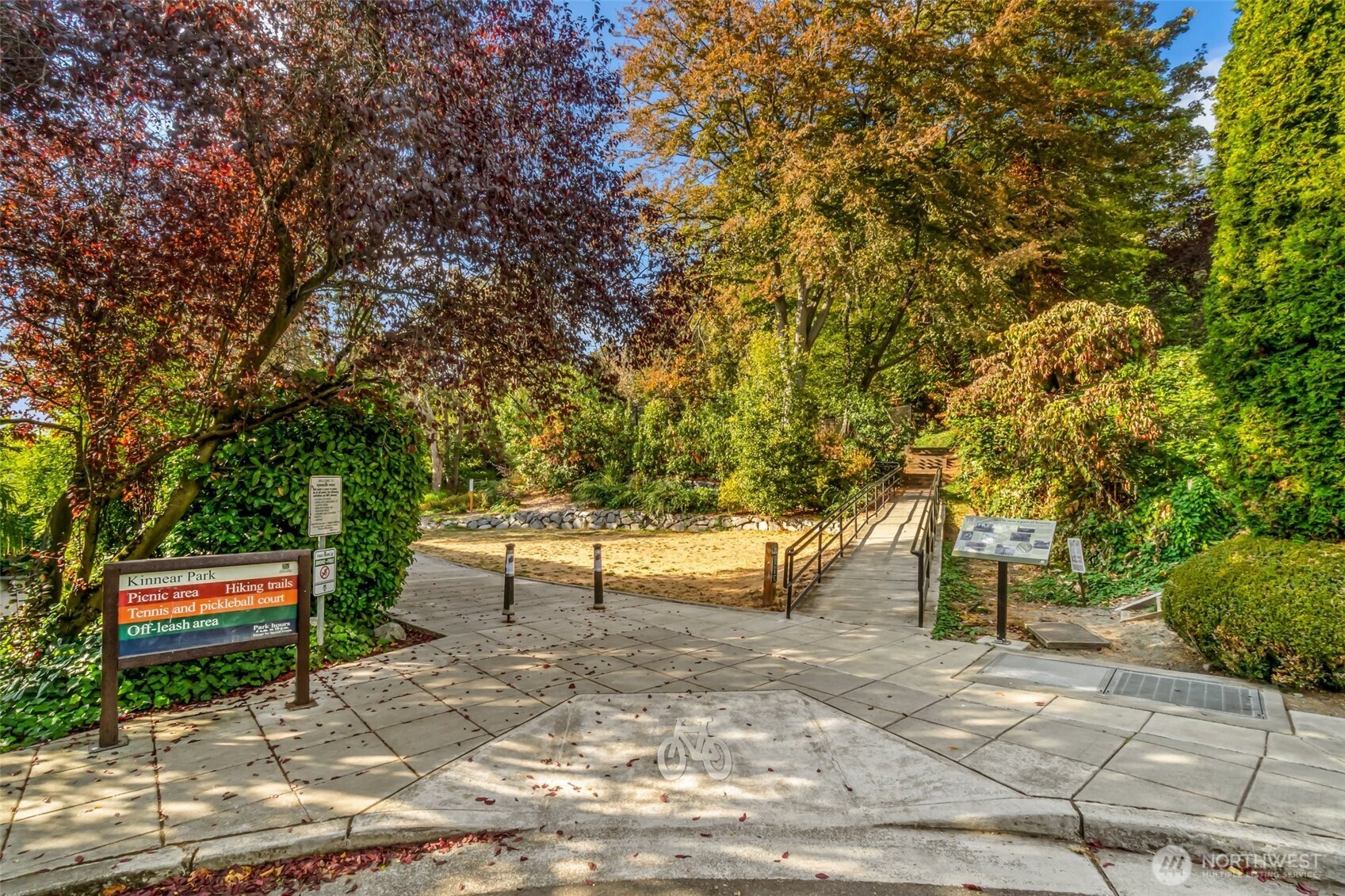 505 West Roy Street, Unit 304 Seattle, WA 98119 - Photo 33 of 33 a view of a park with trees and plants