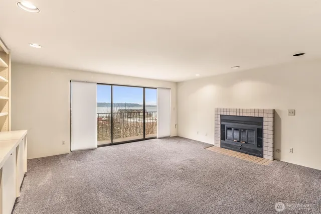 $710,000 | 505 West Roy Street, Unit 304, Seattle, WA 98119