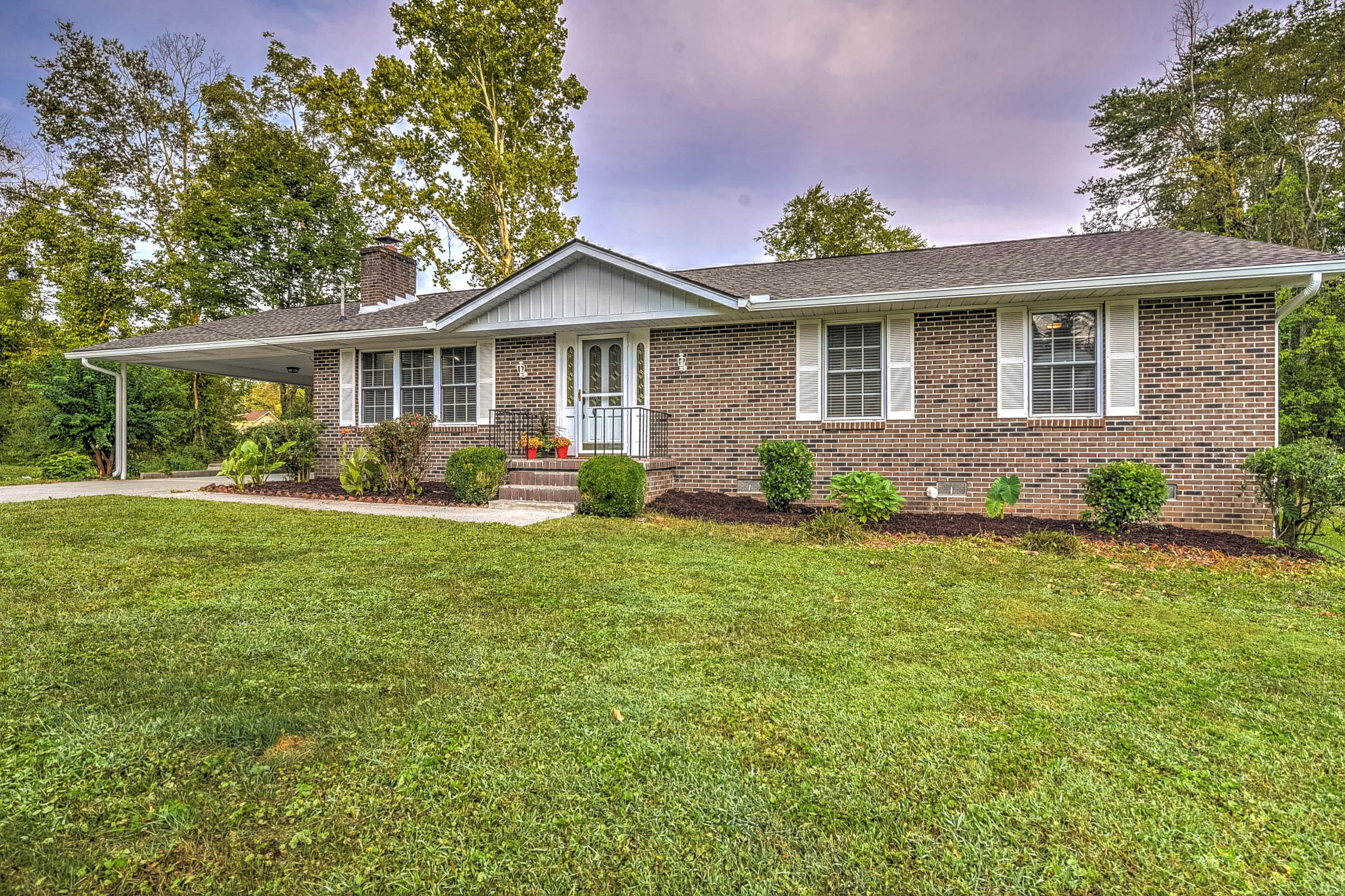 18 Cooper Lane Oak Ridge, TN 37830 - Photo 1 of 31 1