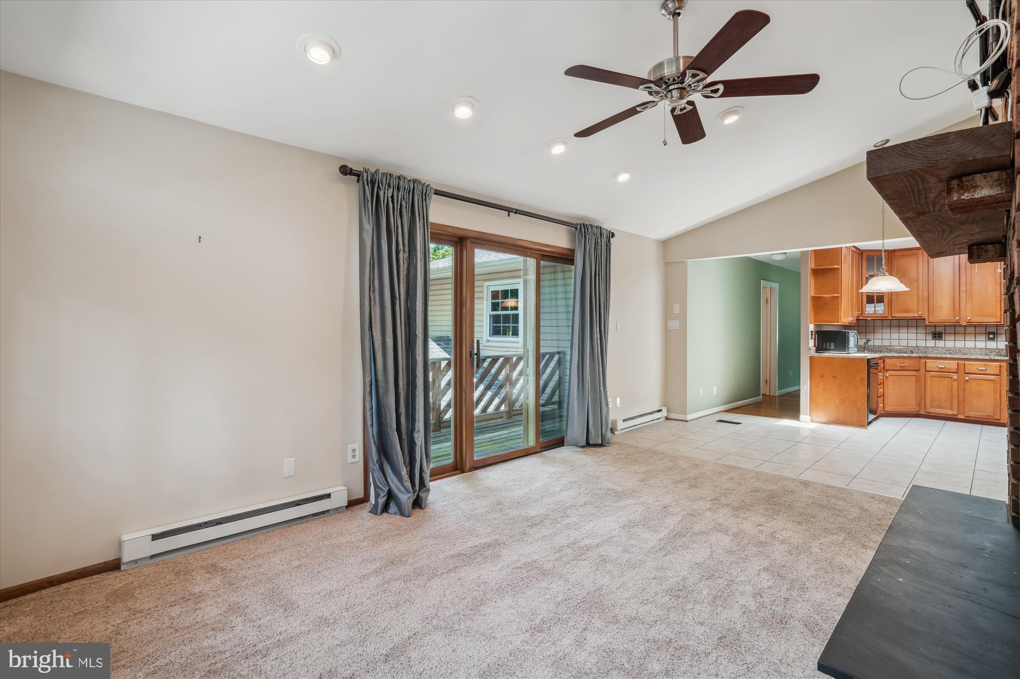 4642 Roundhill Road Ellicott City, MD 21043 - Photo 2 of 29 Family Room with cathedral ceilings