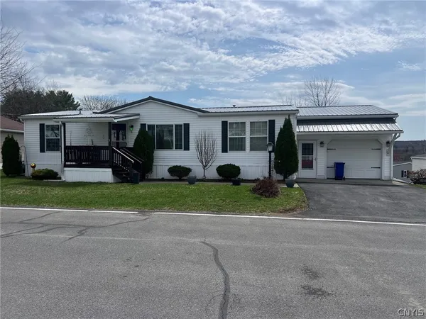 $172,000 | 8 Majestic Lane, New Hartford, NY 13413