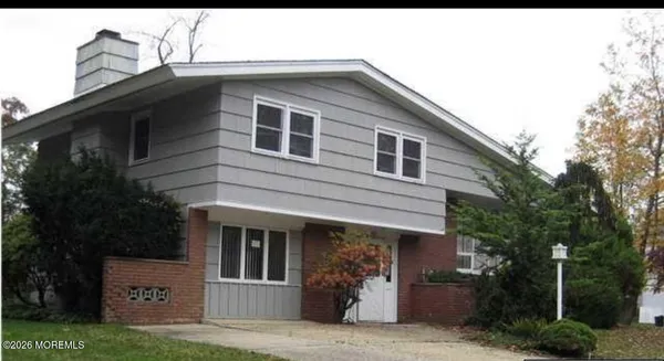 $3,200 | 507 Elizabeth Street, Oakhurst, NJ 07755