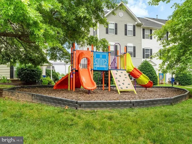 $249,000 | 2122 Bristol Drive, Unit 22, Frederick, MD 21702