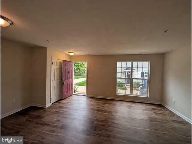 $249,000 | 2122 Bristol Drive, Unit 22, Frederick, MD 21702