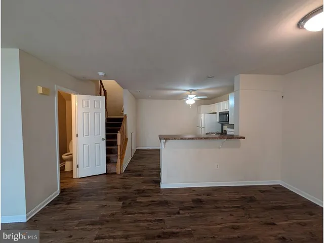 $249,000 | 2122 Bristol Drive, Unit 22, Frederick, MD 21702