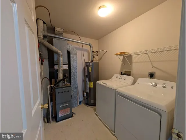 $249,000 | 2122 Bristol Drive, Unit 22, Frederick, MD 21702