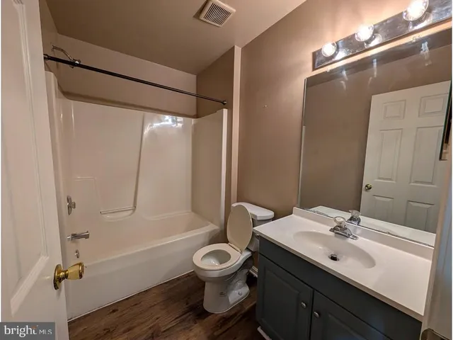 $249,000 | 2122 Bristol Drive, Unit 22, Frederick, MD 21702