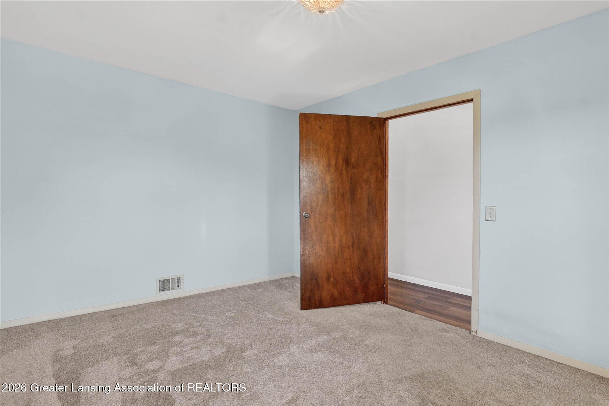8415 Church Road St. Johns, MI 48879 - Photo 31 of 76 29-8415-Church-Rd-WindowStill-Photograph