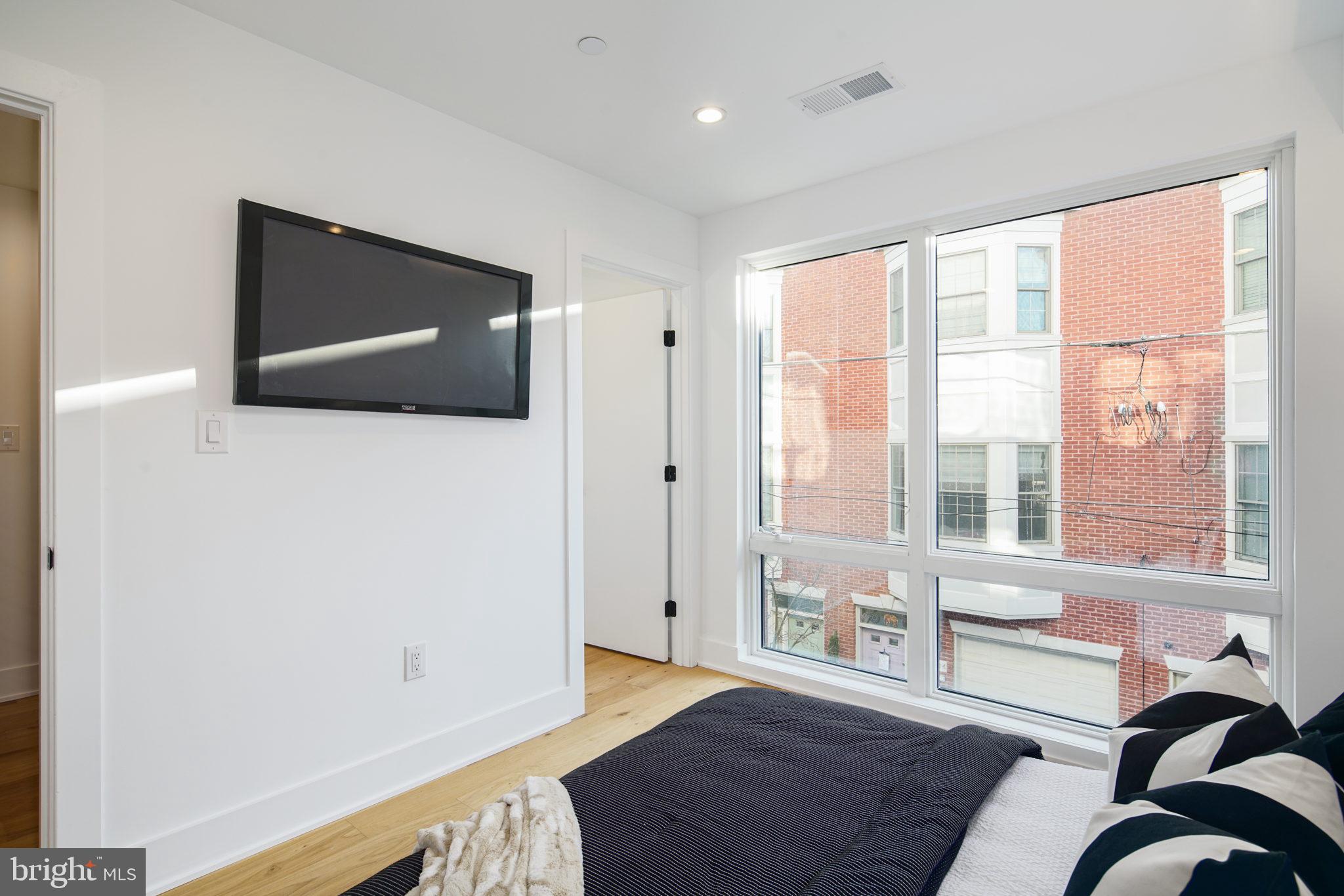 1529 Kater Street Philadelphia, PA 19146 - Photo 25 of 38 front spare bedroom 2nd floor
