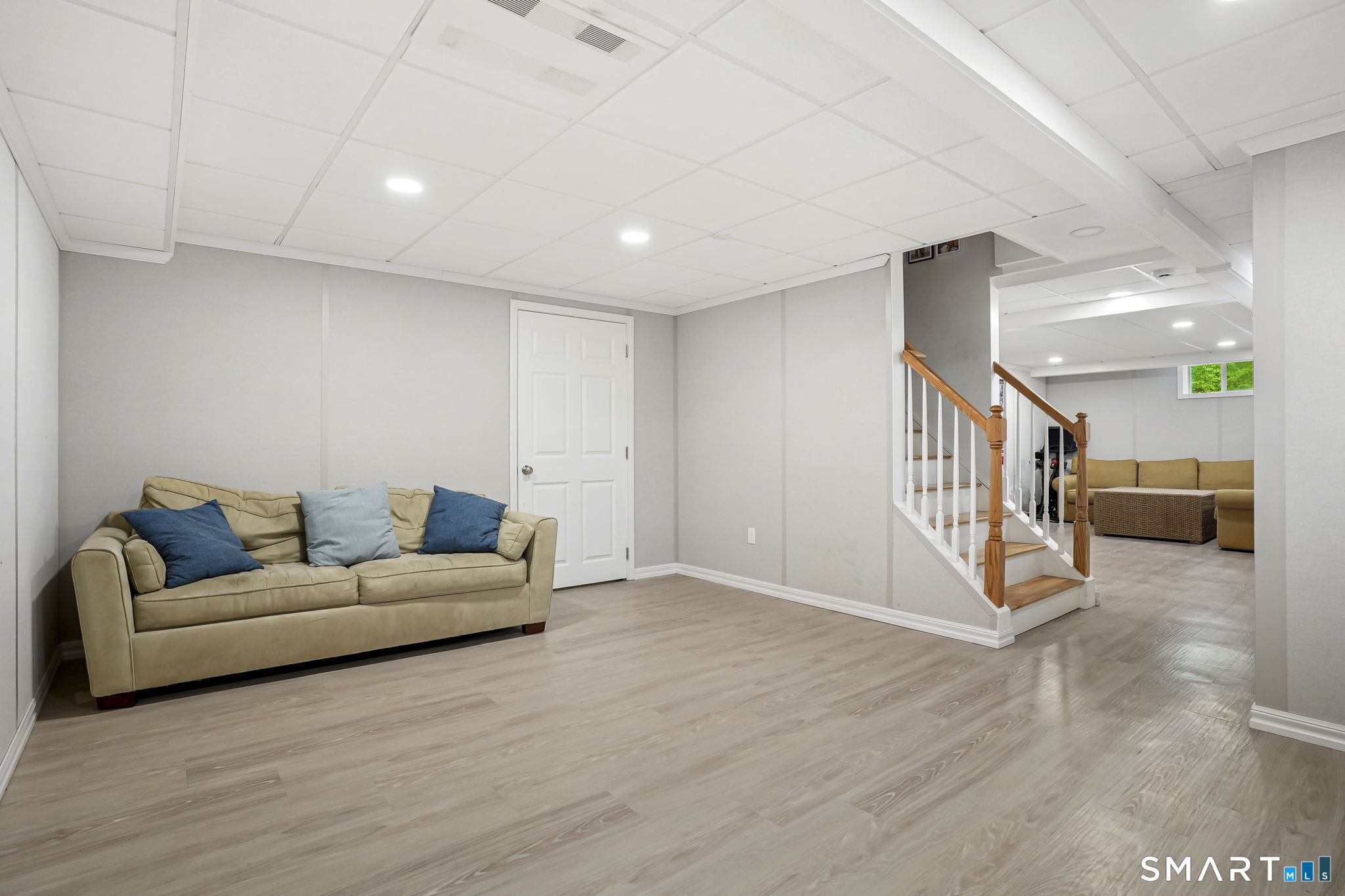 39 North Main Street Sharon, CT 06069 - Photo 25 of 37