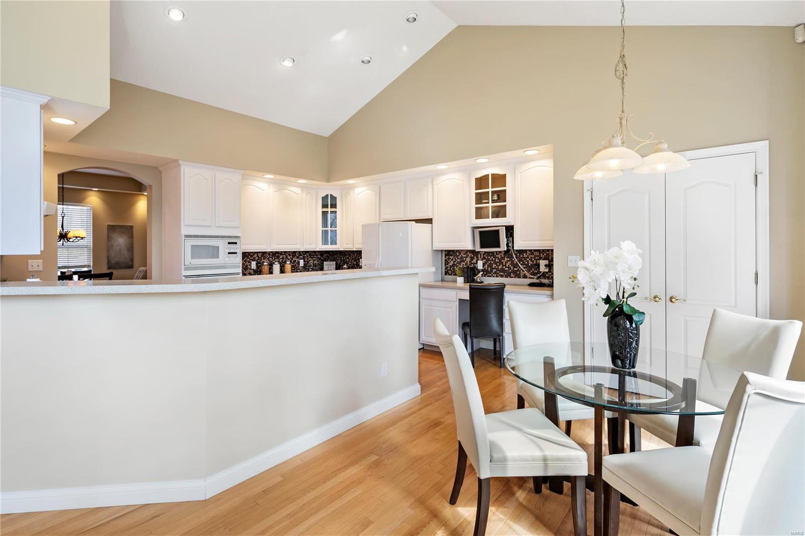 724 Timber Ridge Acre Drive High Ridge, MO 63049 - Photo 12 of 52
