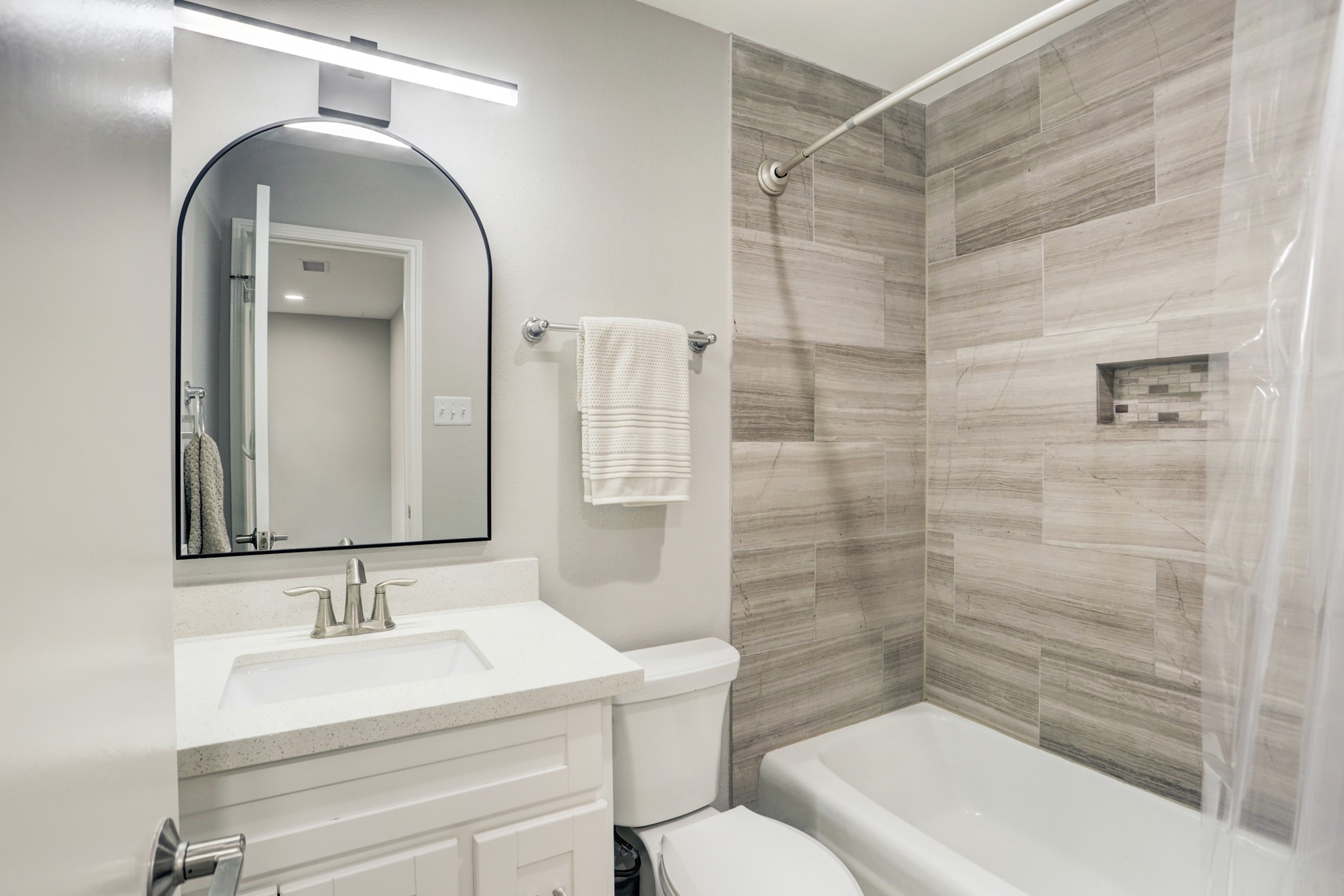 6403 Burgoyne Road, Unit 7 Houston, TX 77057 - Photo 21 of 34