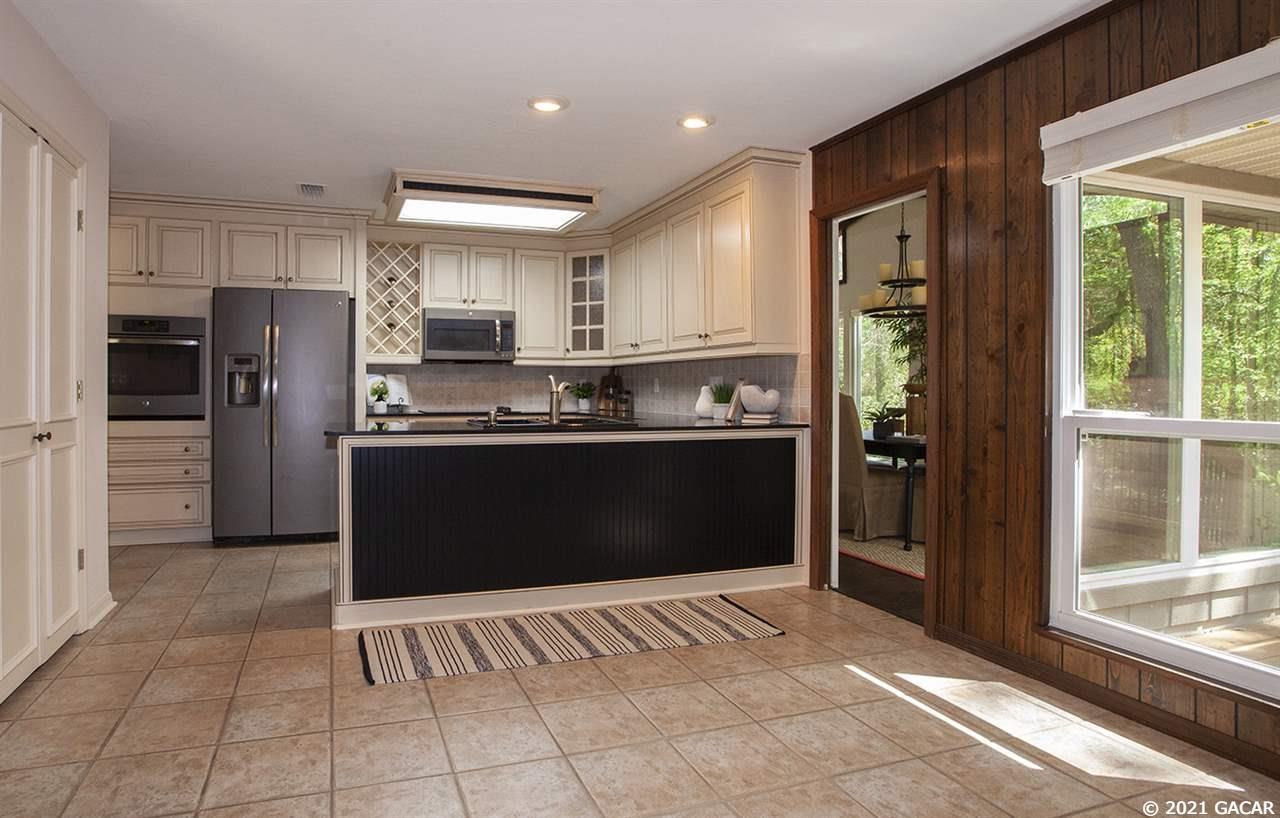 620 Southwest 86th Terrace Gainesville, FL 32607 - Photo 12 of 30 Gallery Image 12