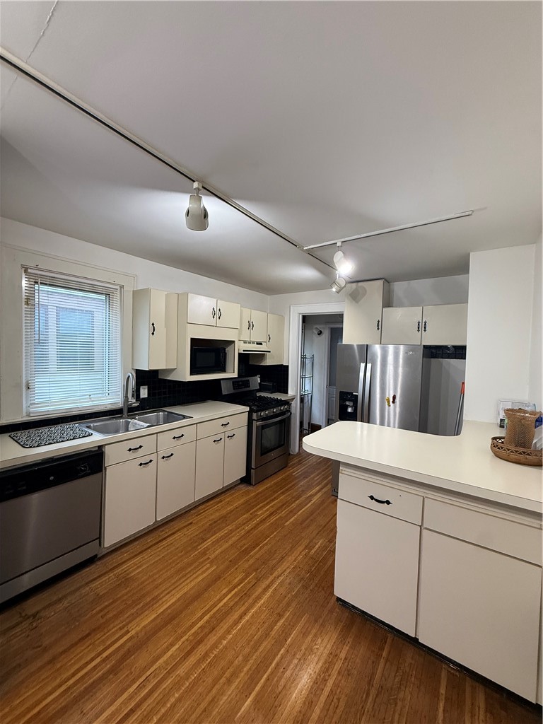 65 Alameda Street Rochester, NY 14613 - Photo 3 of 33