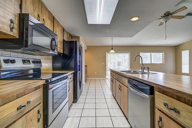 $1,550 | 11100 Monarch Street, Spring Hill, FL 34609