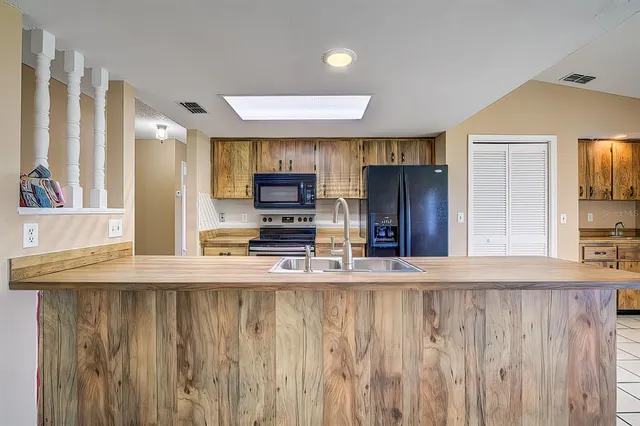 $1,550 | 11100 Monarch Street, Spring Hill, FL 34609