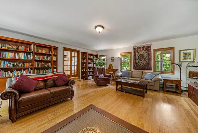 $2,999,900 | 40 Pine Hill Road, Hollis, NH 03049