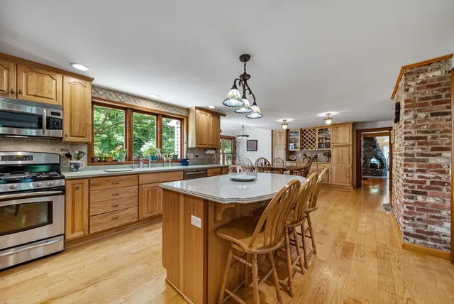 $2,999,900 | 40 Pine Hill Road, Hollis, NH 03049