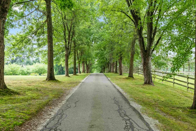 $2,999,900 | 40 Pine Hill Road, Hollis, NH 03049