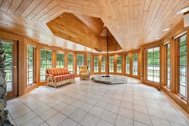 $2,999,900 | 40 Pine Hill Road, Hollis, NH 03049