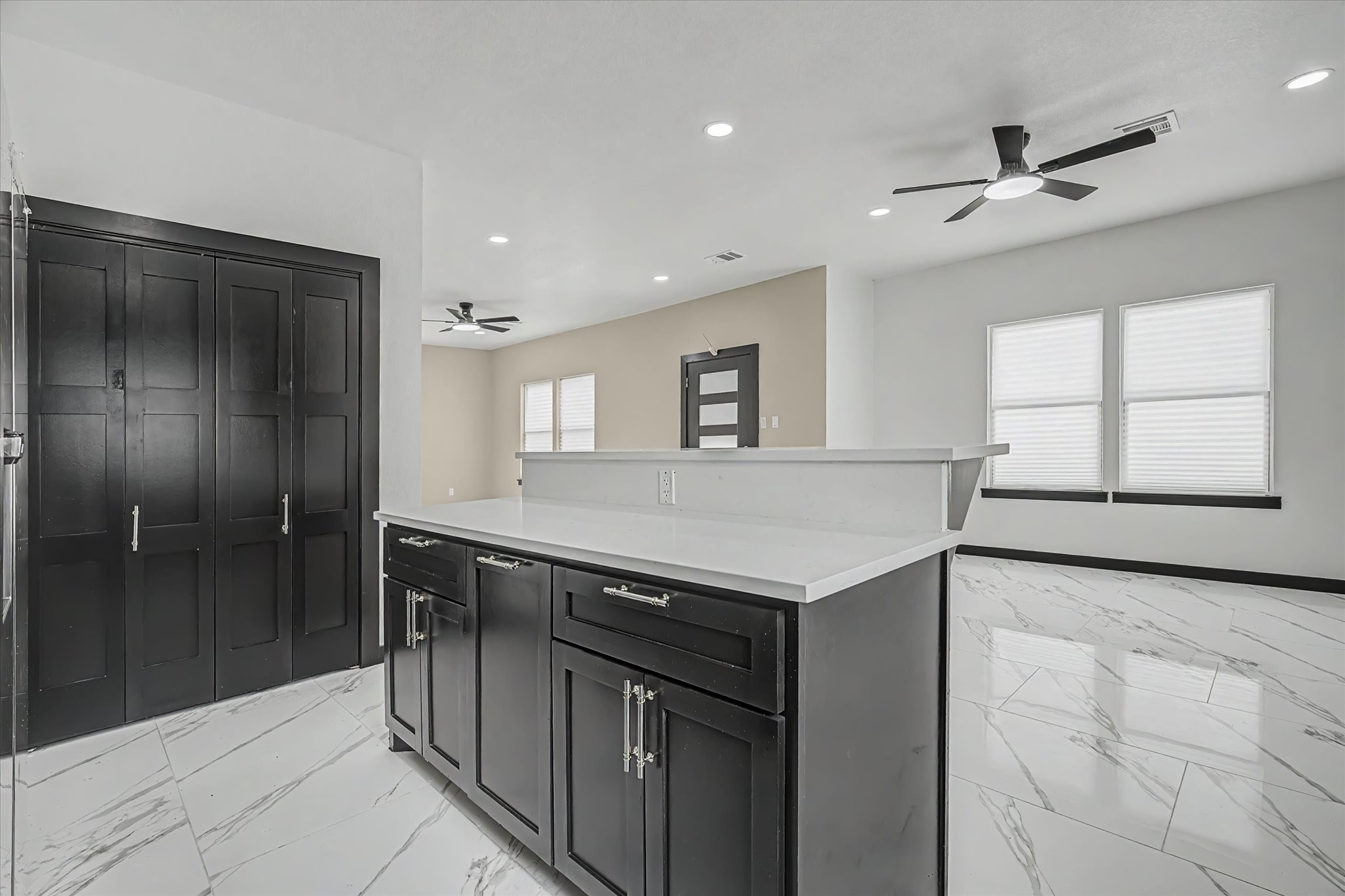 5915 Rietta Street Houston, TX 77016 - Photo 15 of 32 Gallery Image 15