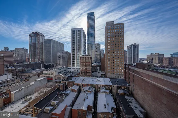 $359,000 | 1919 Chestnut Street, Unit 1316, Philadelphia, PA 19103