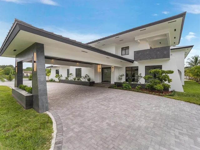 $5,499,000 | 10201 Southwest 64th Street, Miami, FL 33173