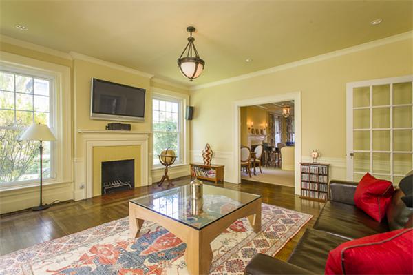 164 Dean Road Brookline, MA 02445 - Photo 10 of 18