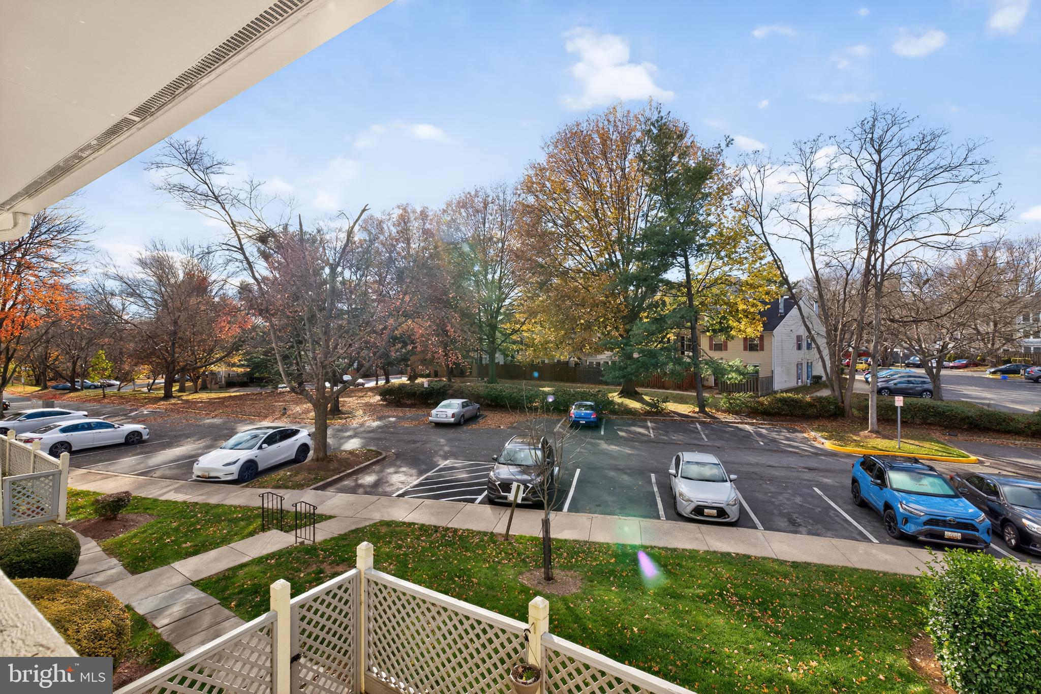 20617 Shadyside Way, Unit 997 Germantown, MD 20874 - Photo 20 of 23 a view of a swimming pool and lounge chairs