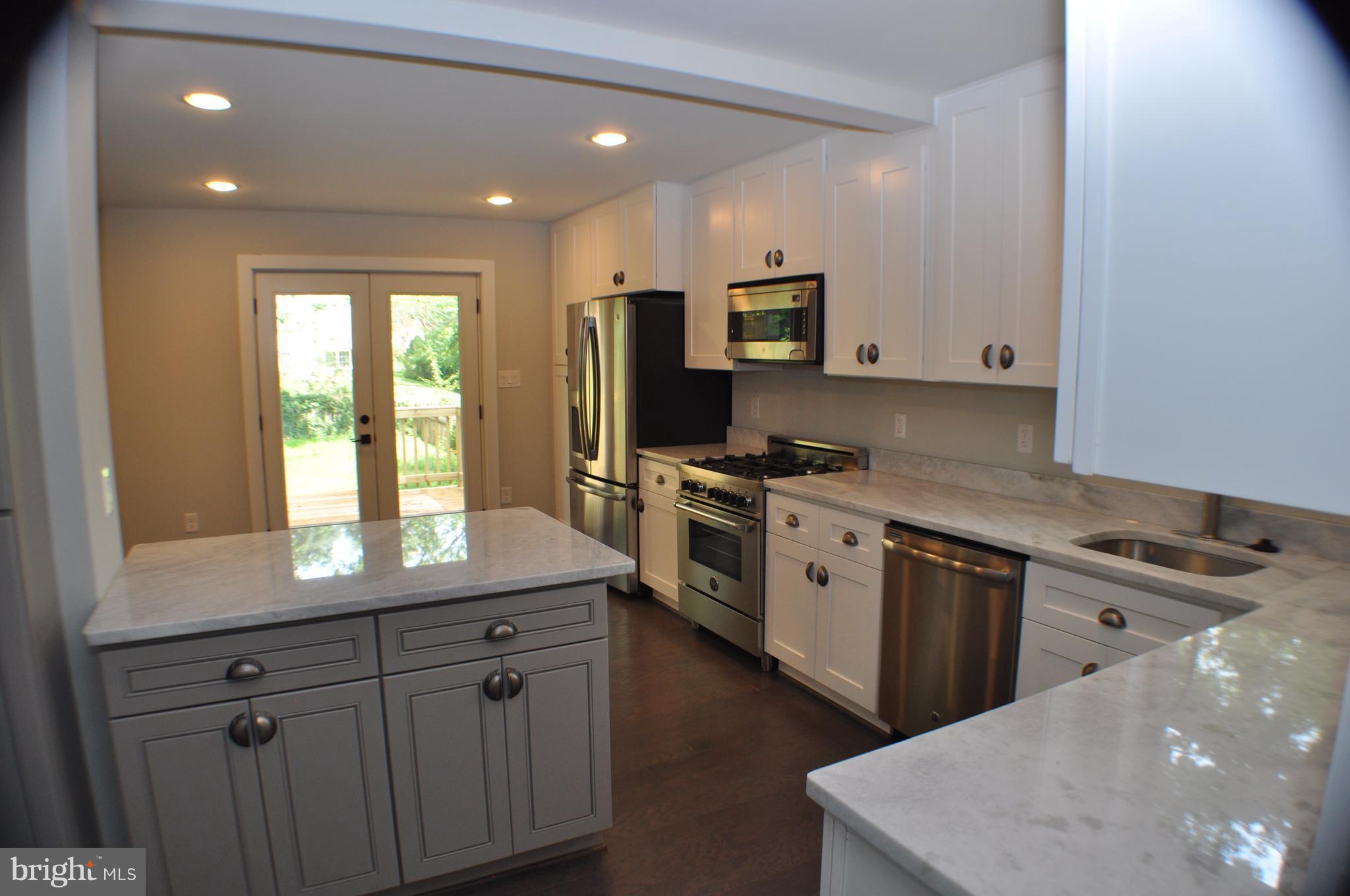 10011 Tenbrook Drive Silver Spring, MD 20901 - Photo 3 of 22 Kitchen