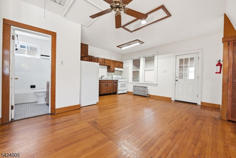 25 Florida Grove Road, Unit 2 Woodbridge, NJ 08832 - Photo 17 of 30