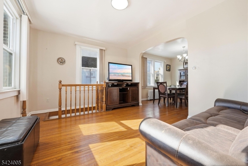 25 Florida Grove Road, Unit 2 Woodbridge, NJ 08832 - Photo 2 of 30