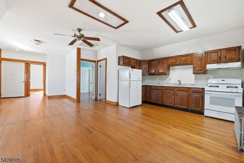 25 Florida Grove Road, Unit 2 Woodbridge, NJ 08832 - Photo 22 of 30