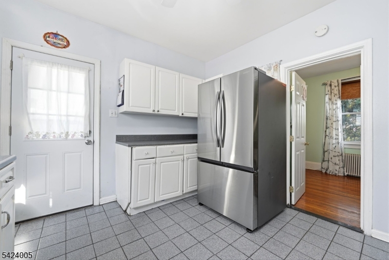 25 Florida Grove Road, Unit 2 Woodbridge, NJ 08832 - Photo 6 of 30