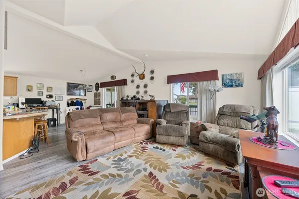 $239,950 | 20517 10th Avenue East, Unit 42, Spanaway, WA 98387