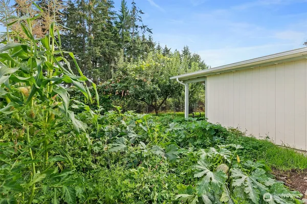 $239,950 | 20517 10th Avenue East, Unit 42, Spanaway, WA 98387