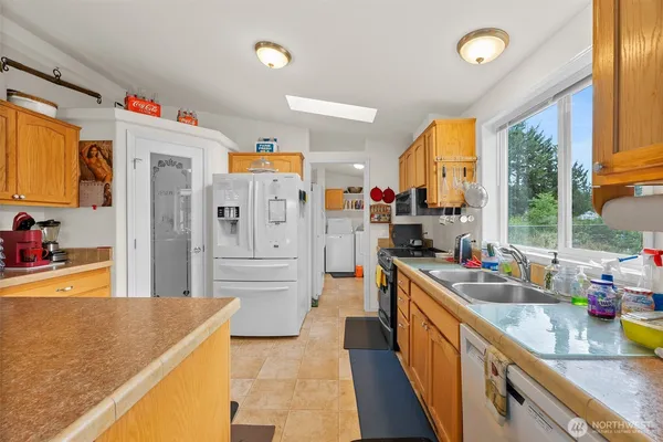 $239,950 | 20517 10th Avenue East, Unit 42, Spanaway, WA 98387