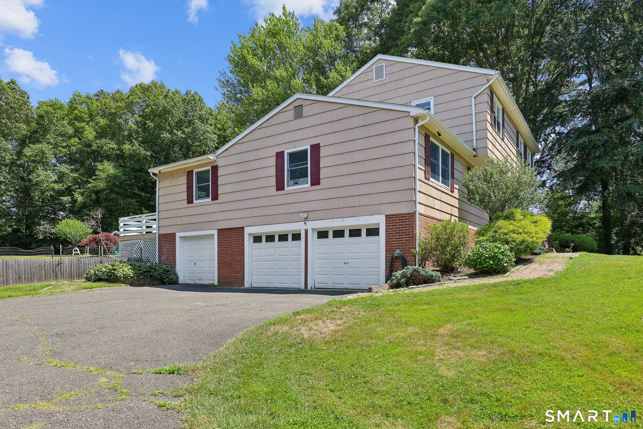 11 Olin Court Shelton, CT 06484 - Photo 30 of 35