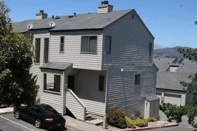 $869,000 | 43 Appian Way, Unit B, South San Francisco, CA 94080