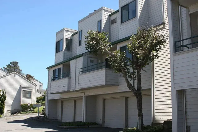 $869,000 | 43 Appian Way, Unit B, South San Francisco, CA 94080