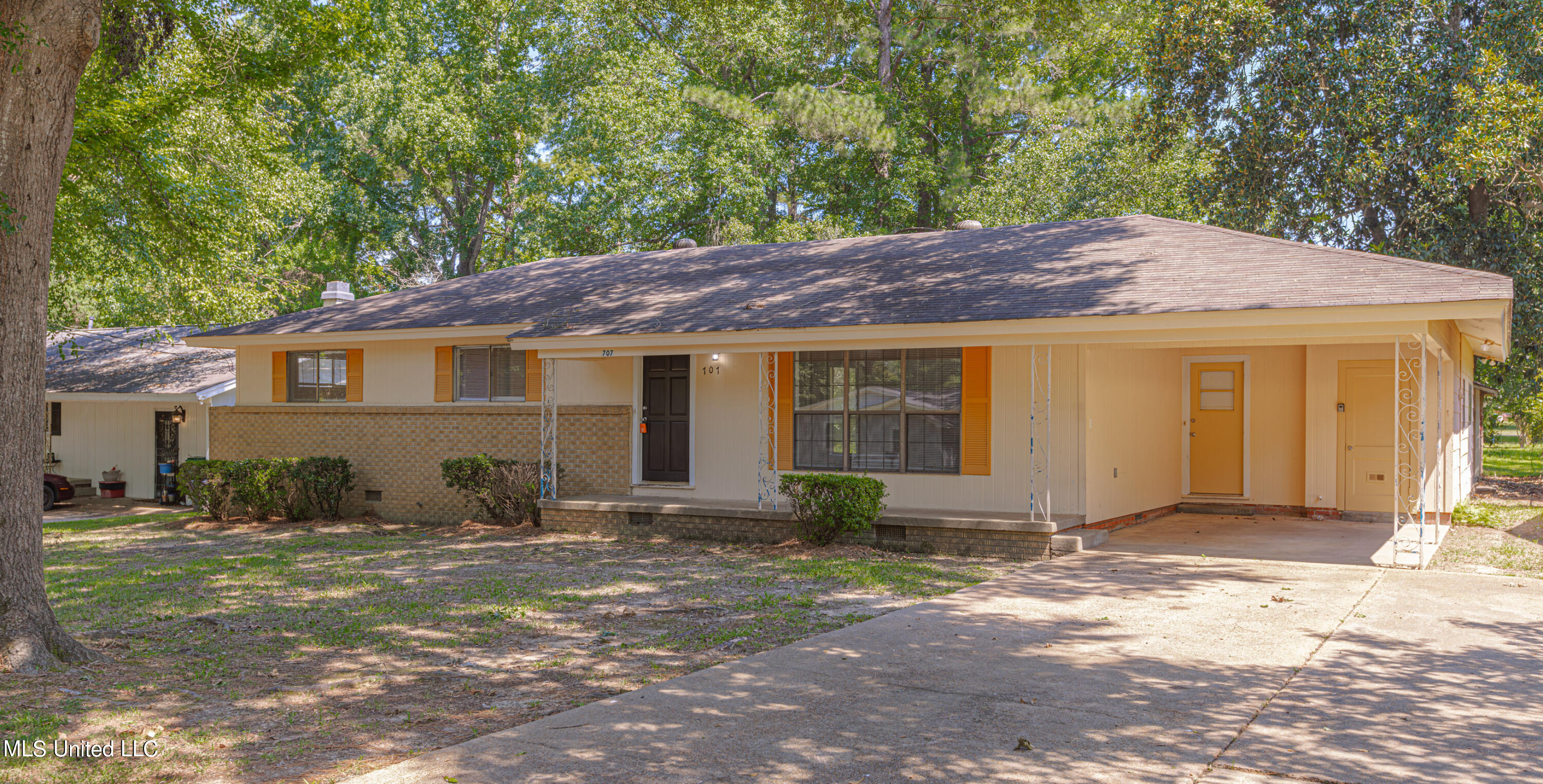 707 George Street Canton, MS 39046 - Photo 14 of 20 1R4A2000-Enhanced-NR