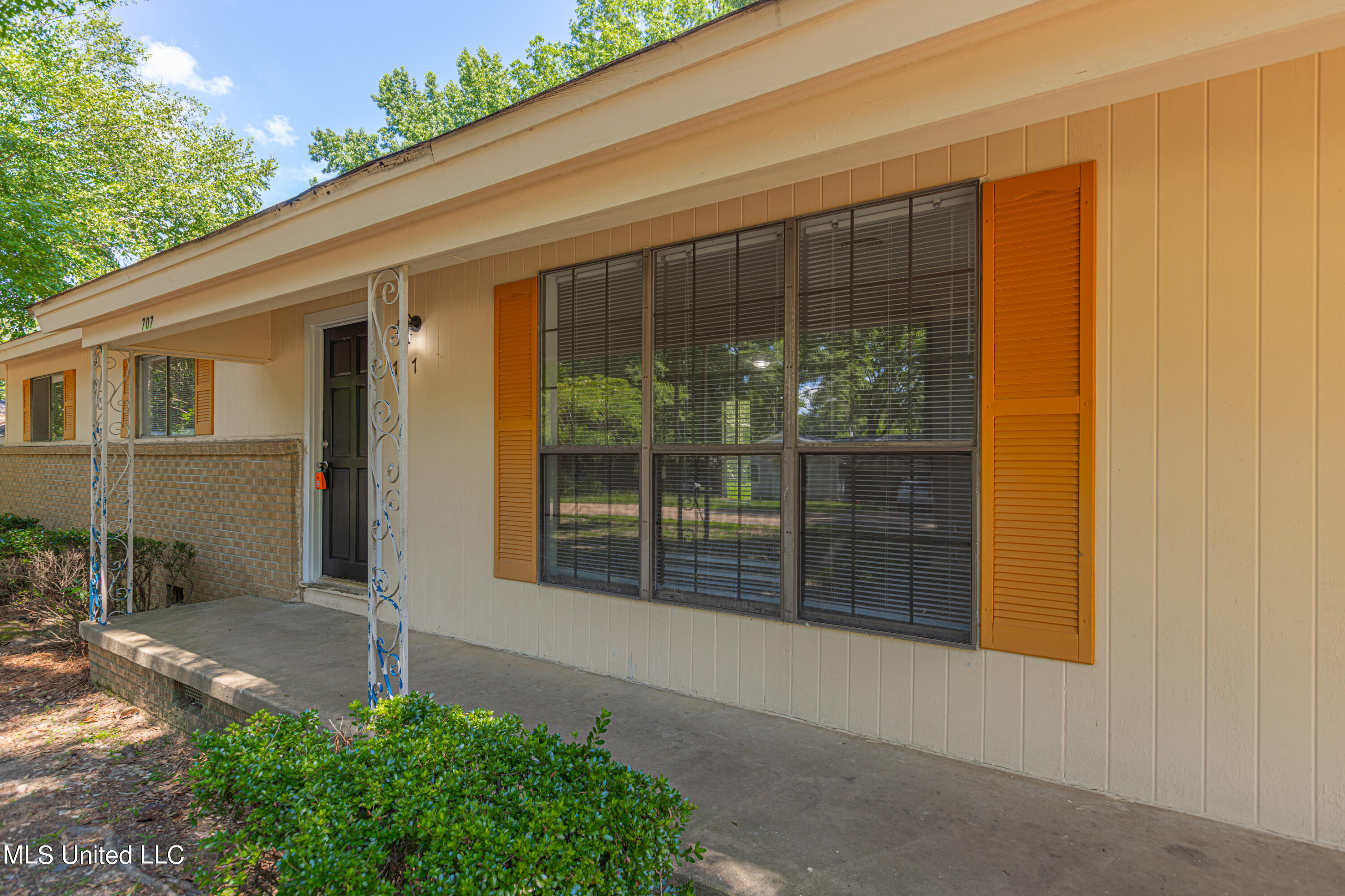 707 George Street Canton, MS 39046 - Photo 15 of 20 1R4A2003-Enhanced-NR